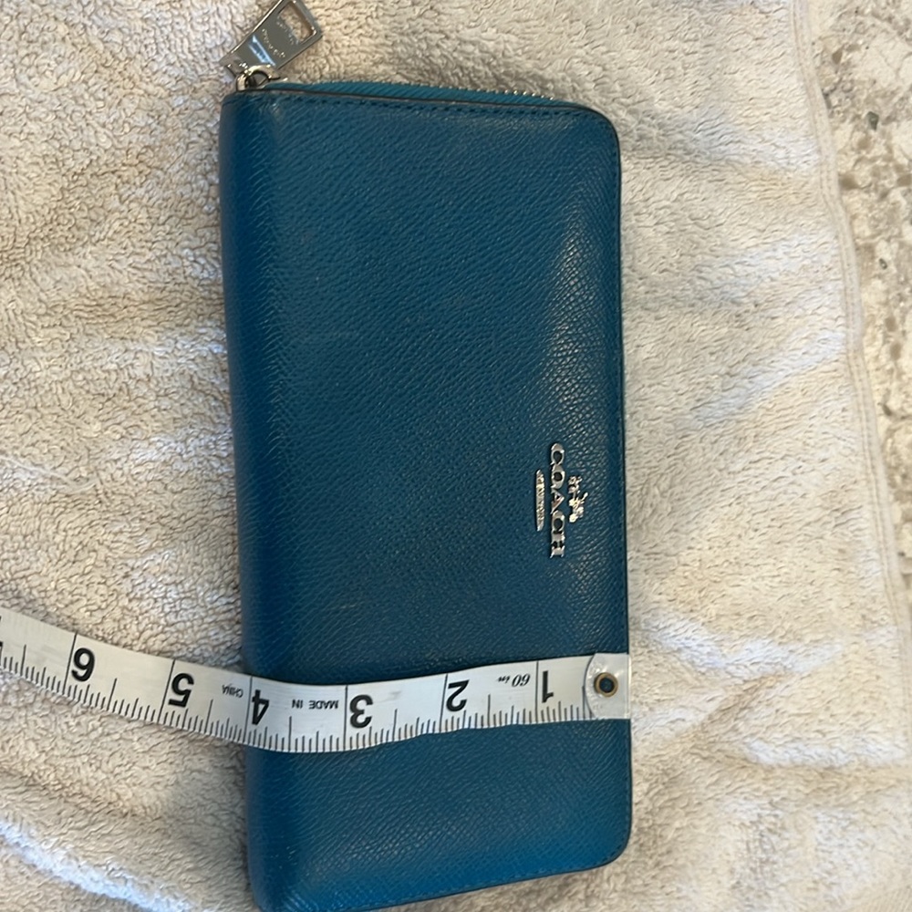 Authentic Coach Wallet - Picture 6 of 6